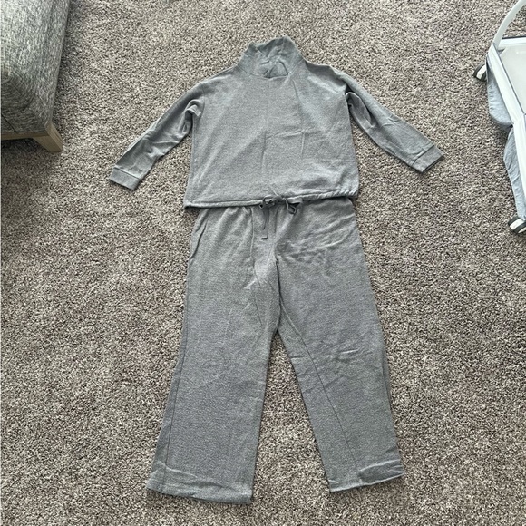 Grey pajama set - Picture 1 of 5